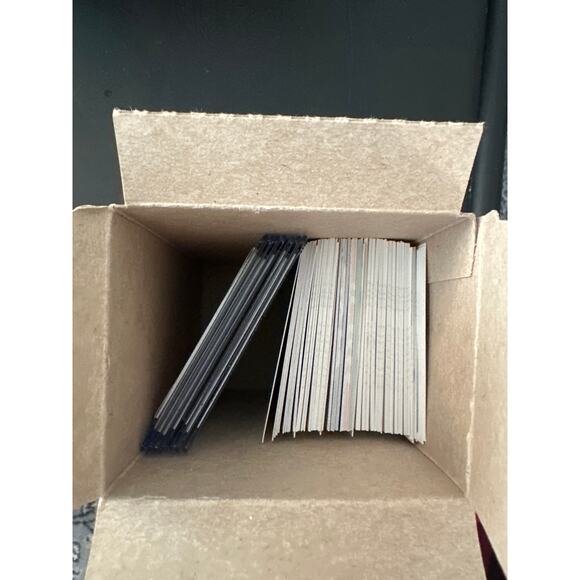 125 Random Baseball Cards – Selling My Ex’s Collection - Picture 2 of 3